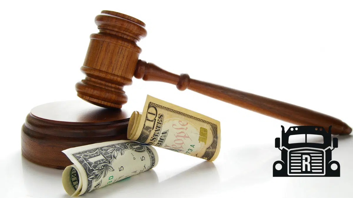 settlement cash with a gavel